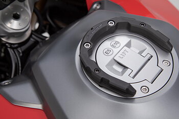 PRO tank ring  Suzuki B-King (07-11).
