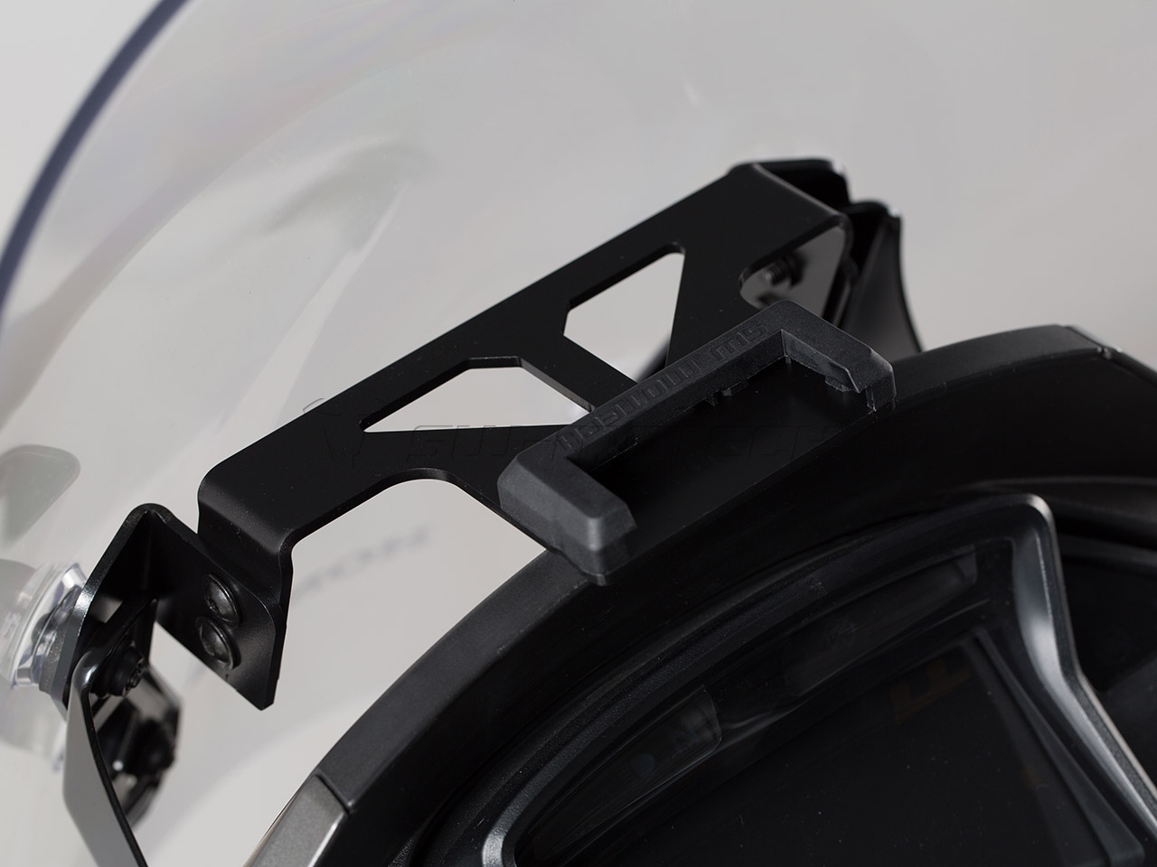 GPS mount for cockpit