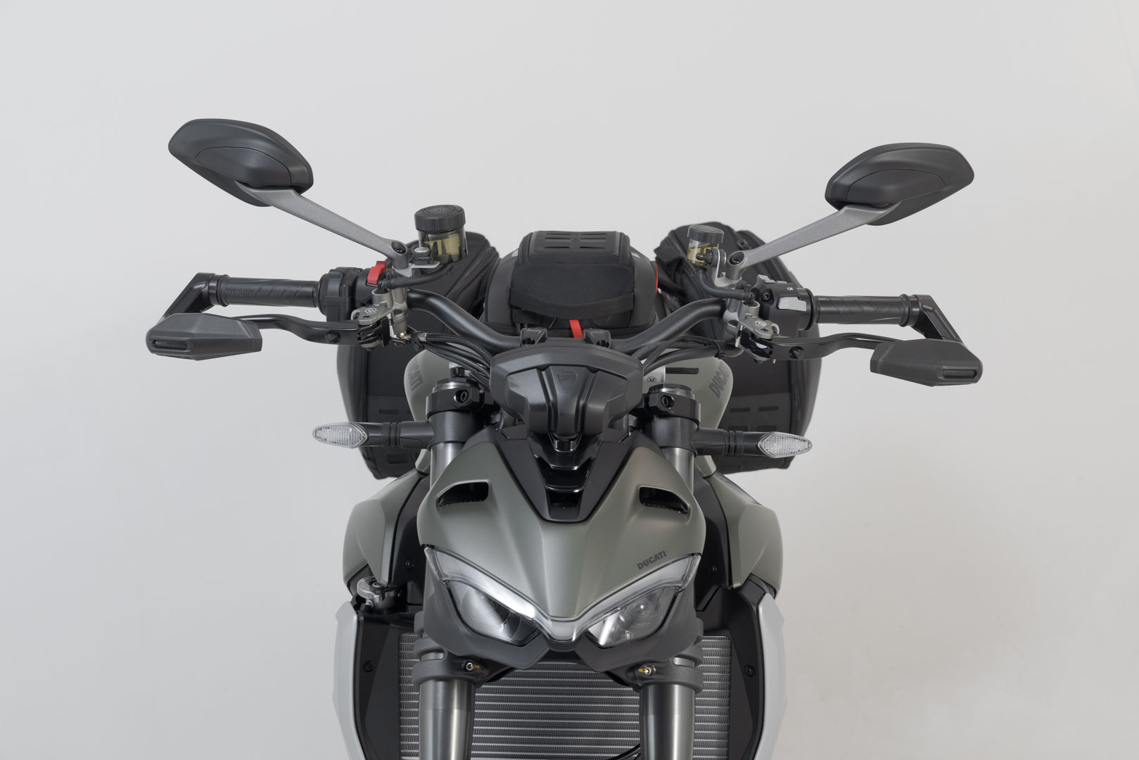 Lever guards with wind protection - 2