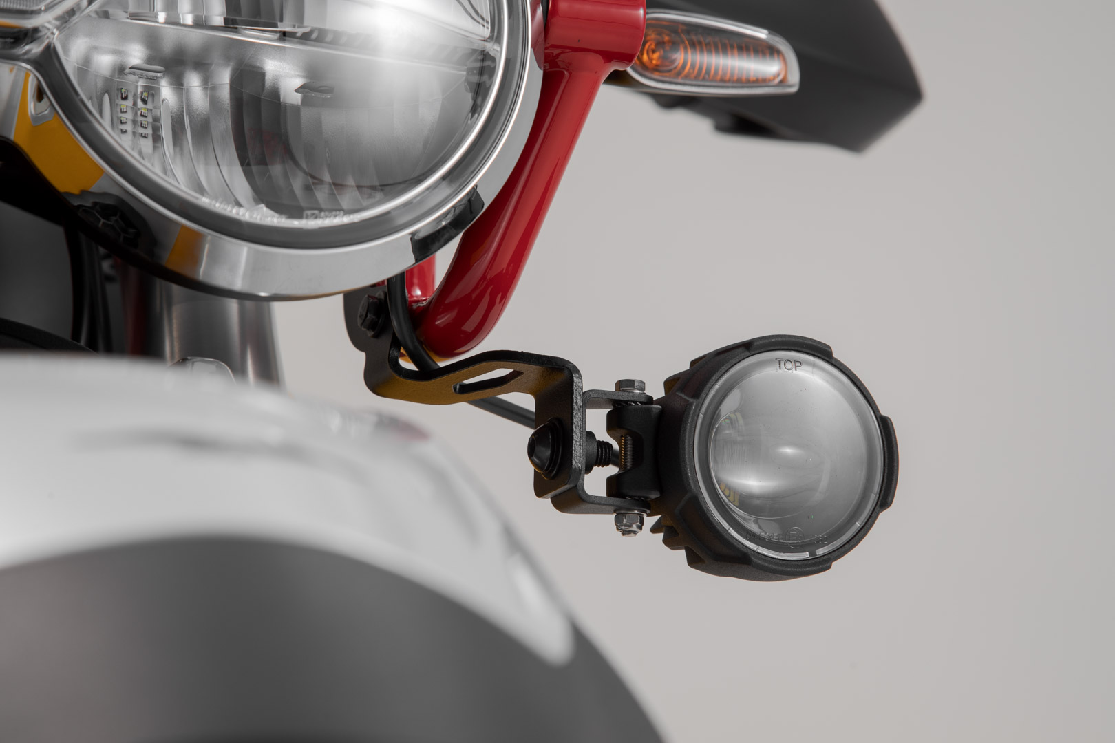 Light mounts - 4