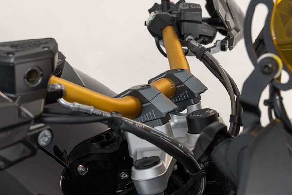 Bar back variable for Ø32 handlebars. Without brand assignment - 2