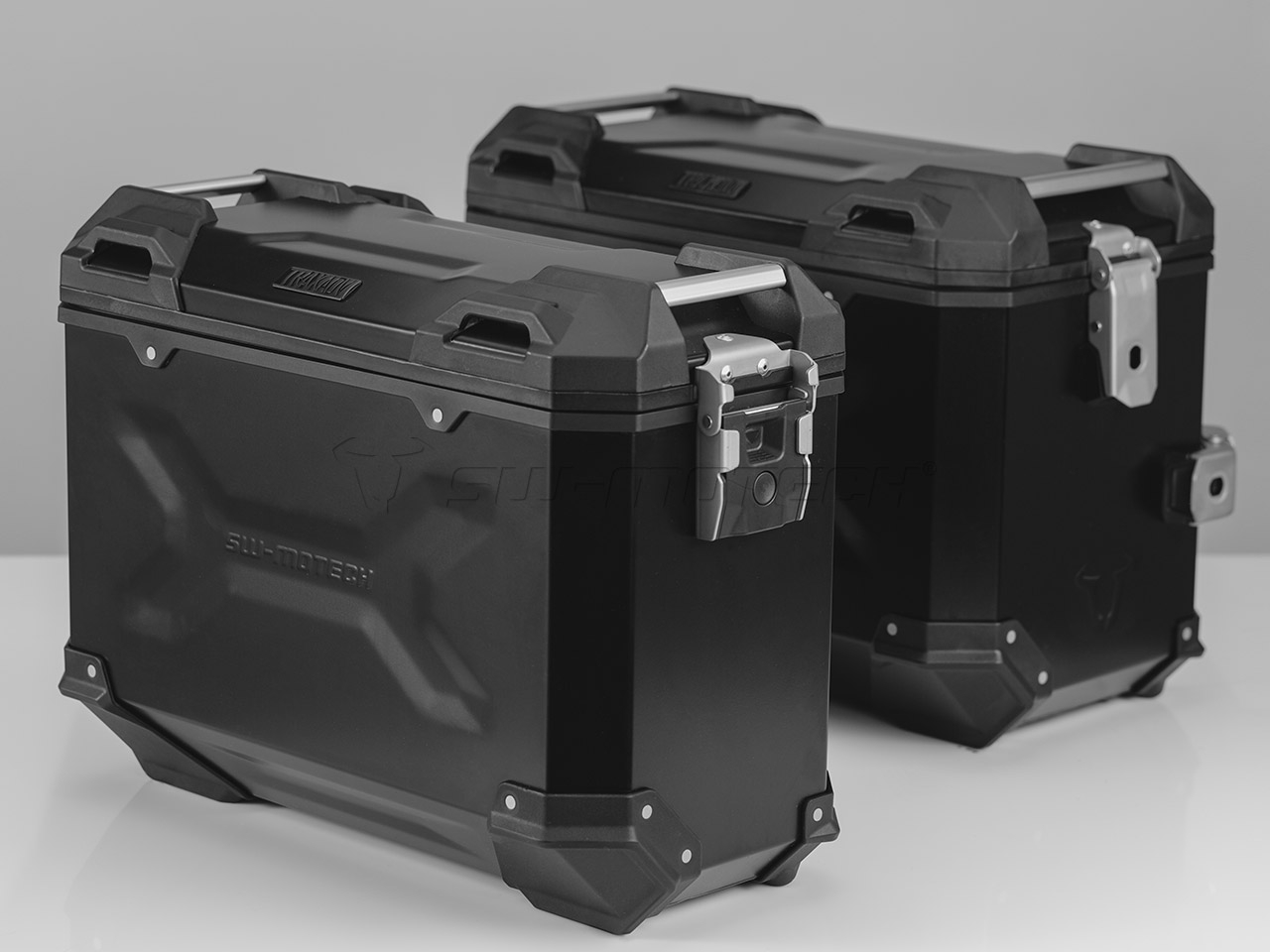 TRAX ADV aluminium 2 case system