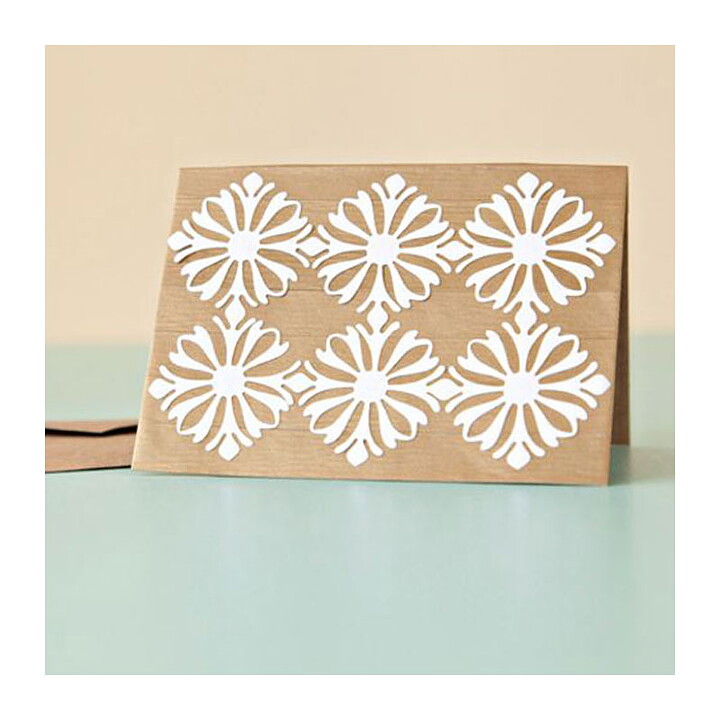 Provo Craft Cuttlebug Cut & Emboss A2 - Flower Layer