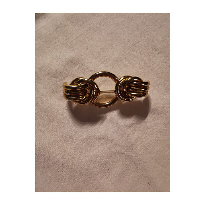 Brooch - Rings intertwined