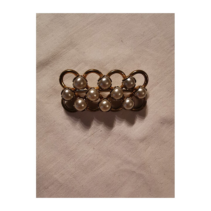 Brooch - Vintage Pearls in Rows