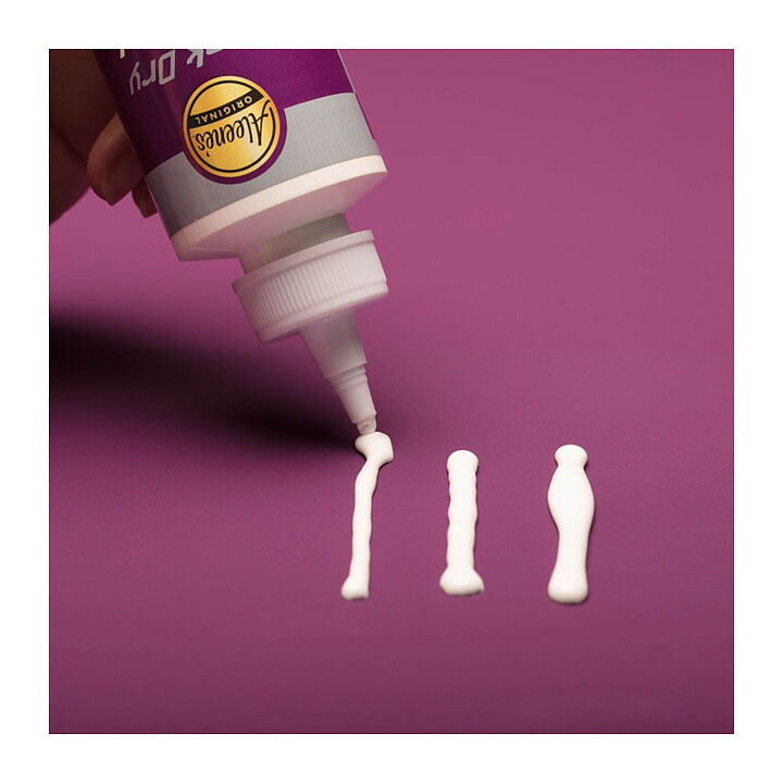 Aleene's Fast Grab Tacky Glue 2