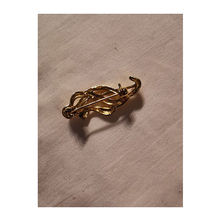 Brooch - Small with a Pearl