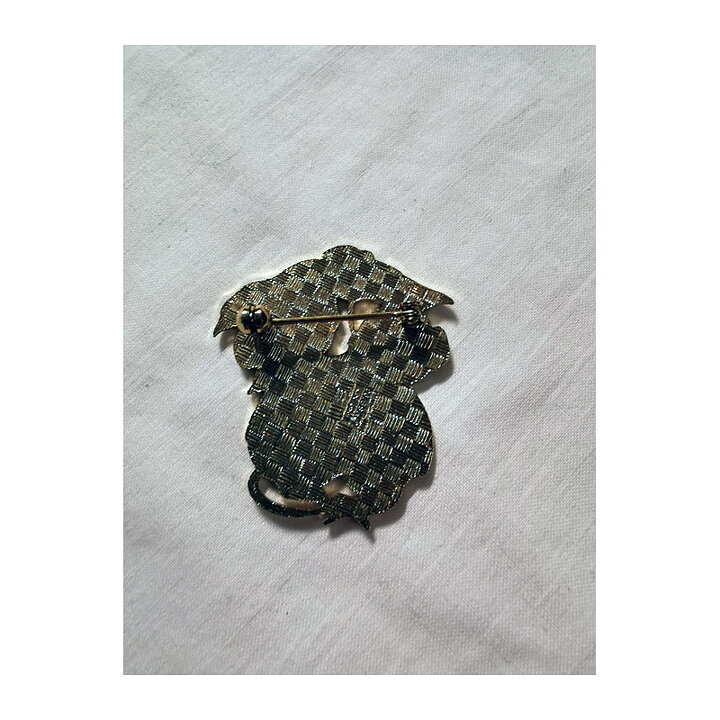 Brooch  - Beatrix Potter Mouse Leaf Umbrella
