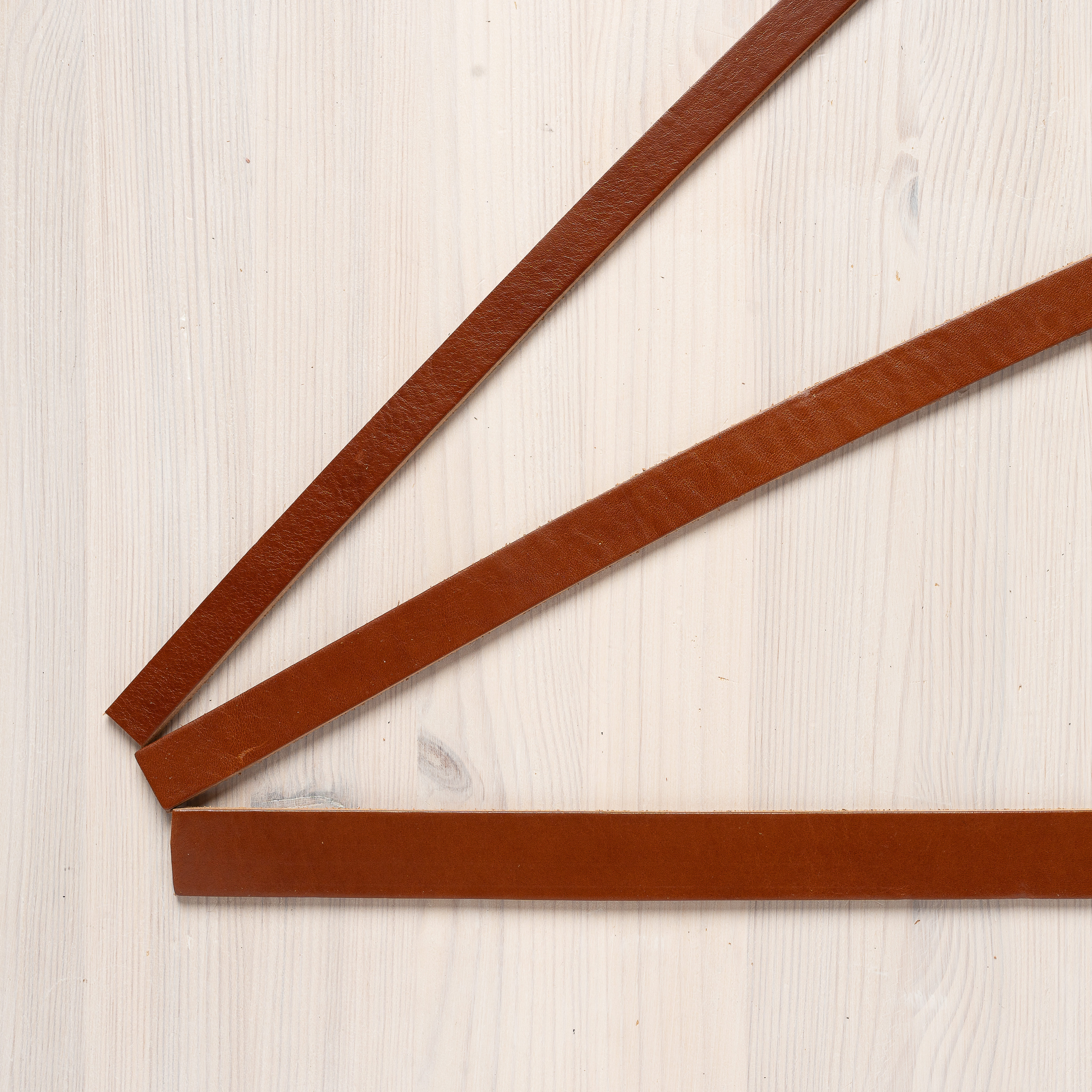 Leather strap short Light brown
