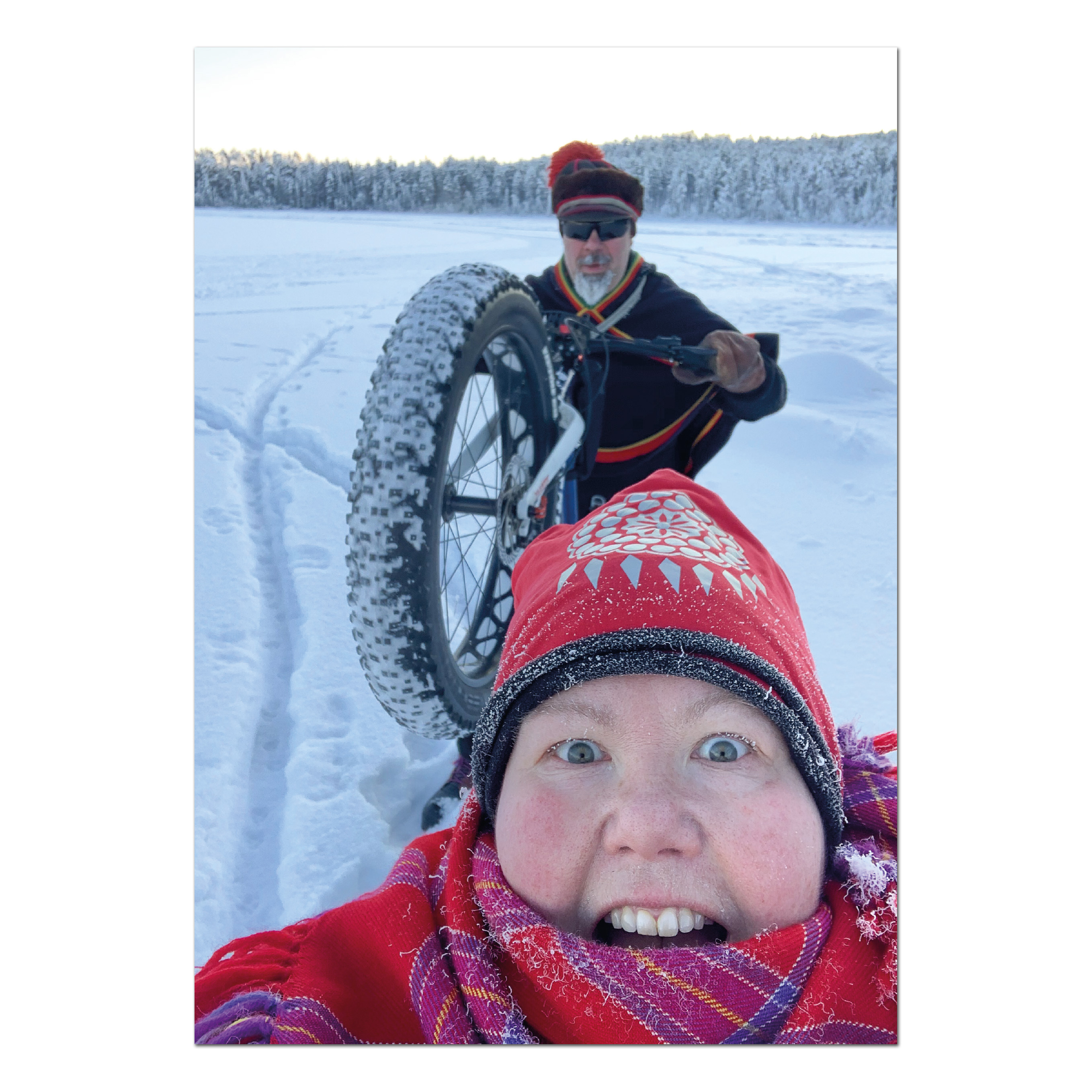 Postcard Lotta and Piera at Lake Dálvvadisjávrásj