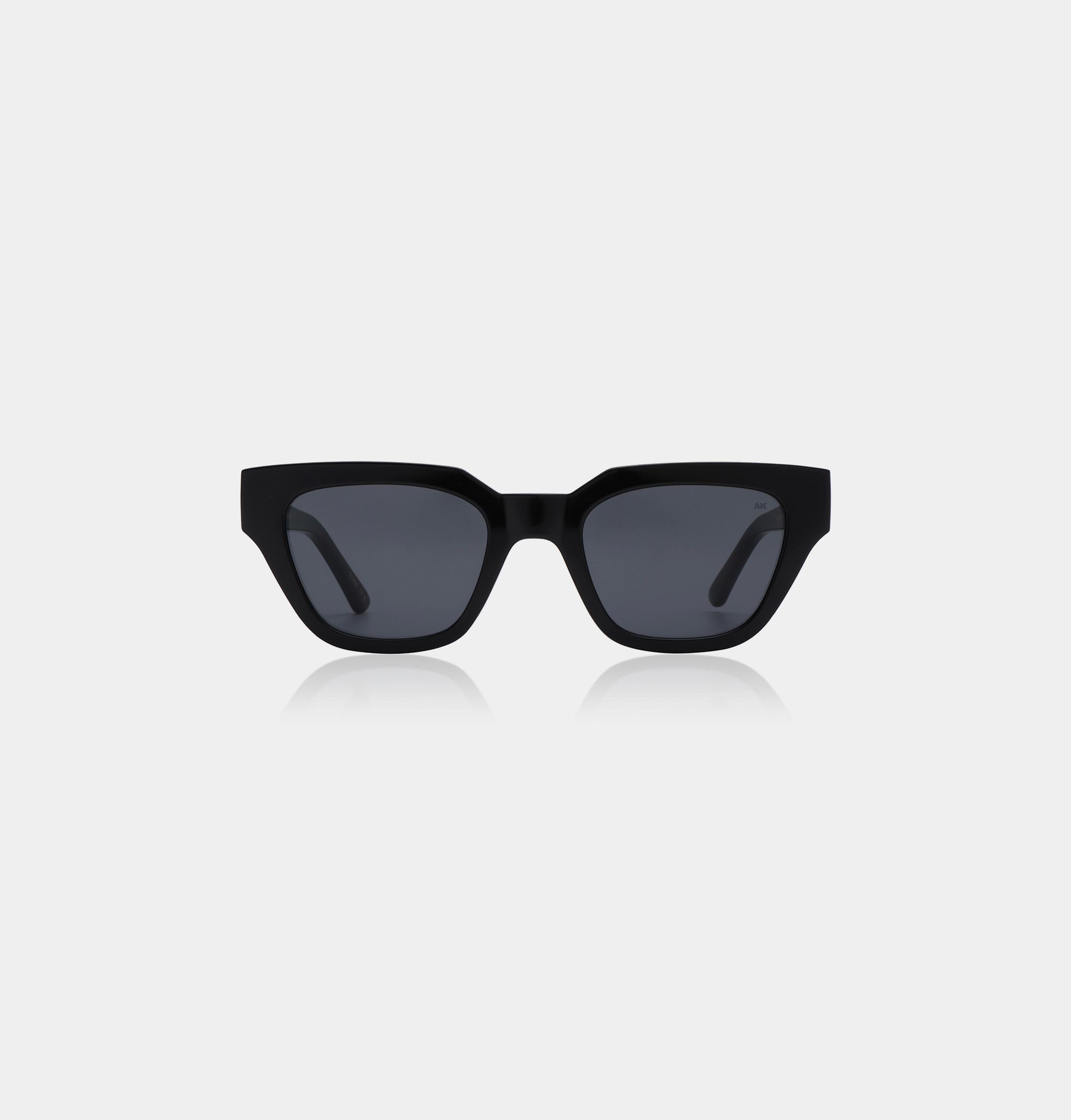 A Kjaerbede solglasögon Kaws Black