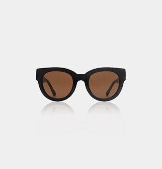 A Kjaerbede solglasögon Lilly Black