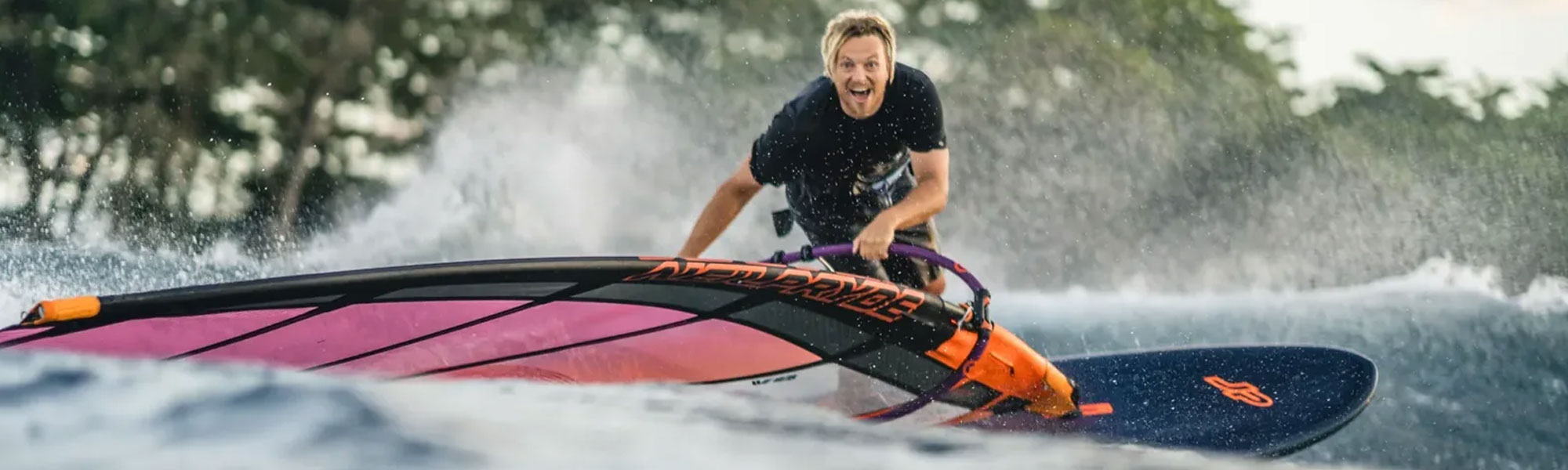 20x6_-vindsurfing.jpg