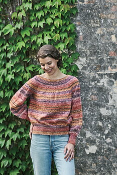 Ballongsweater med hålrader