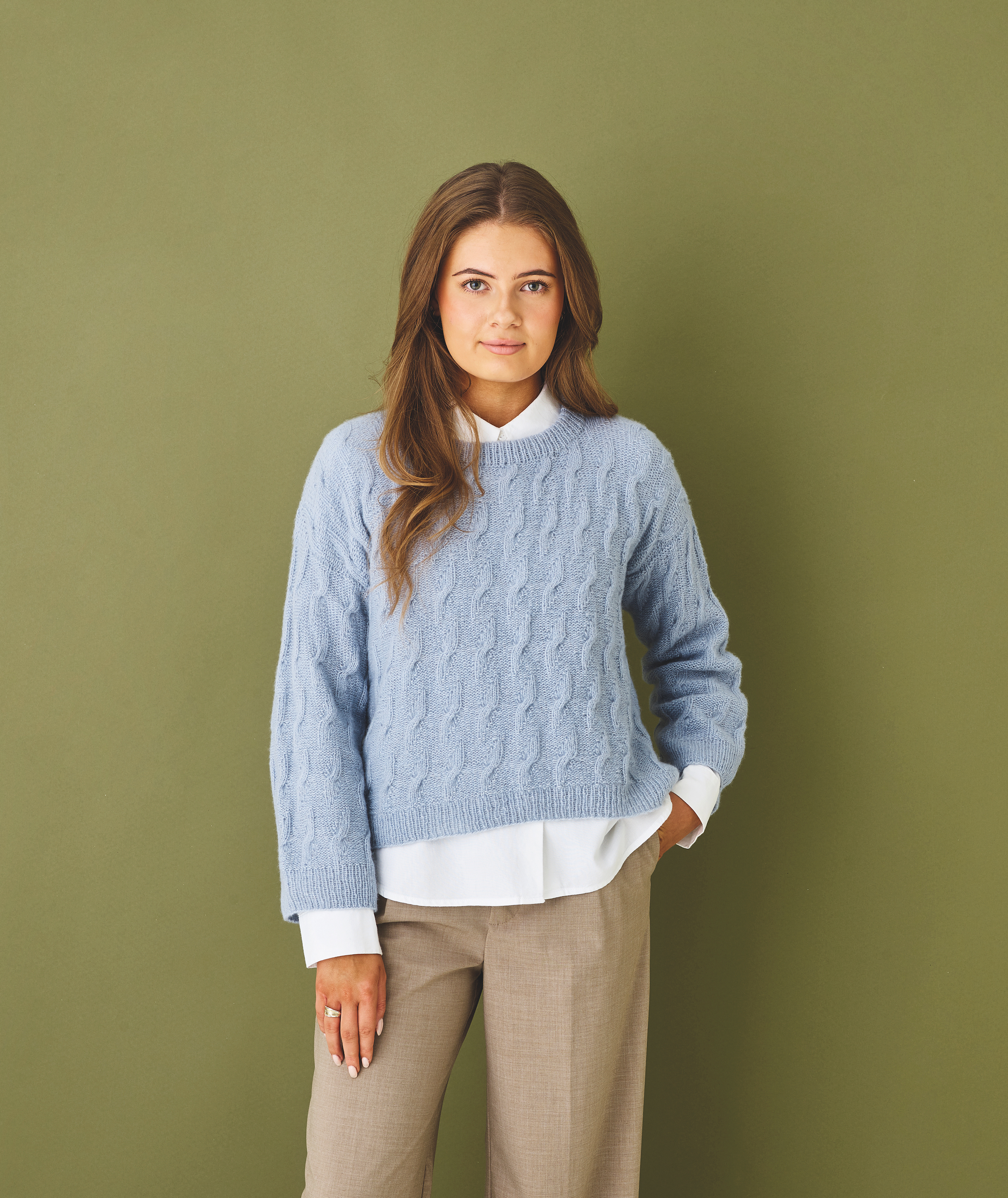 Tröja med flätmönster - Hannah 890102