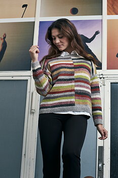 Sweater med förskjutna ränder - Dagmar by Permin