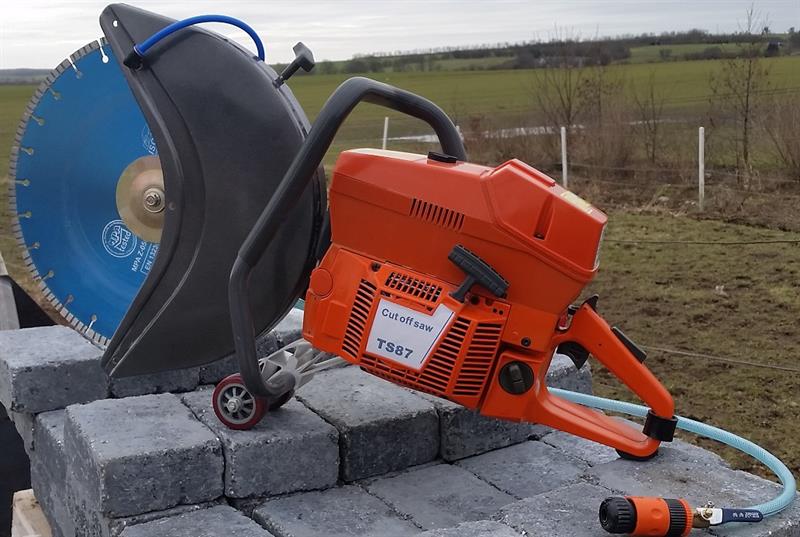 Motorkap Bernards TS87 KOLLA PRISET!!!