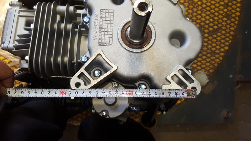 Bensinmotor Loncin vertikal axel 10,0 hk. - 6