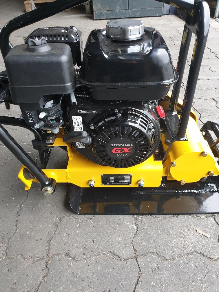 Markvibrator Masalta MS60 med Honda motor och anti-vibrationshandtag. Ny modell!