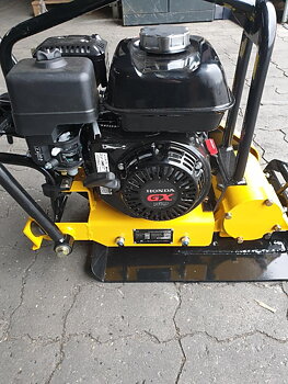 Markvibrator Masalta MS60 med Honda motor och anti-vibrationshandtag. Ny modell!