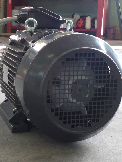 Bio-Shredder Negri R185EHP15RI. Med 380V el motor. Justerbara matar valsar. - 13