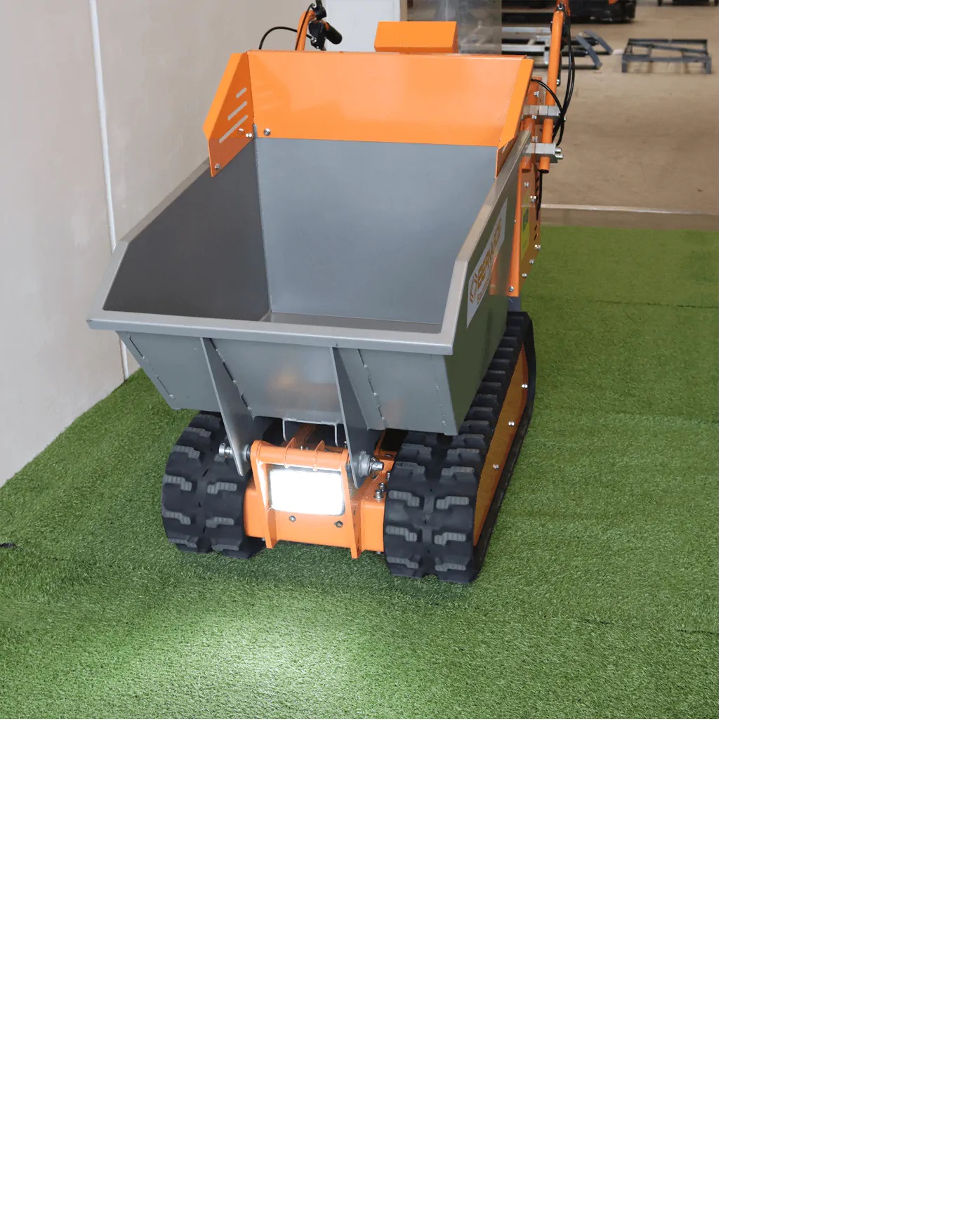 Minidumper Bernards med elektrisk motor och larvband. Lastar 300 kg. - 8