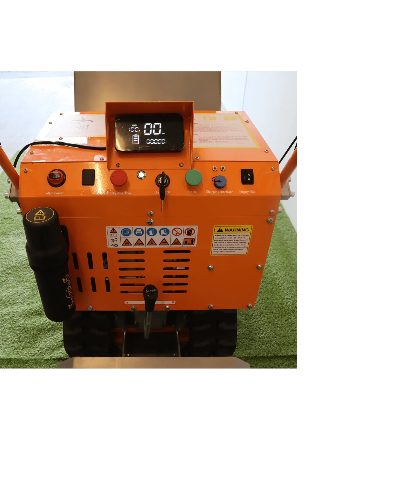 Minidumper Bernards med elektrisk motor och larvband. Lastar 300 kg. - 6
