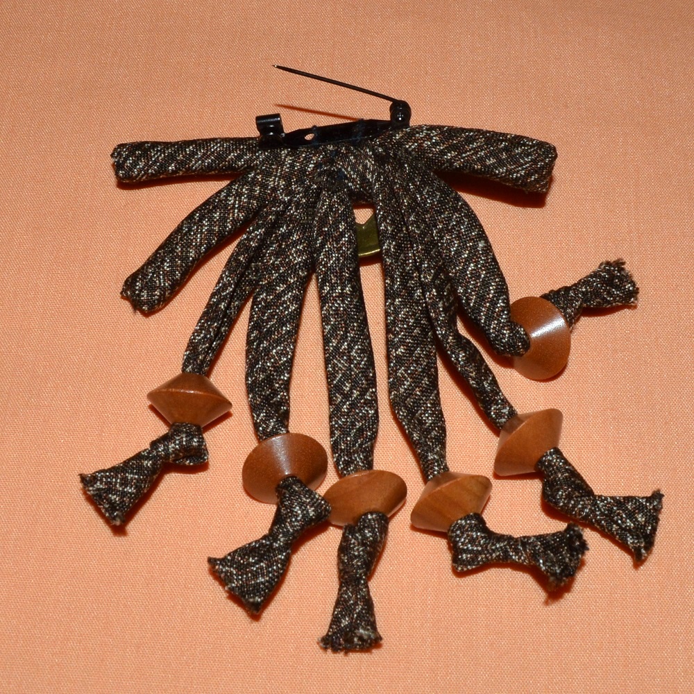 Brooch kimono Coin & Soroban - 2