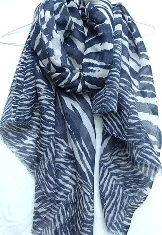 Zeeenha supermjuk ullscarf