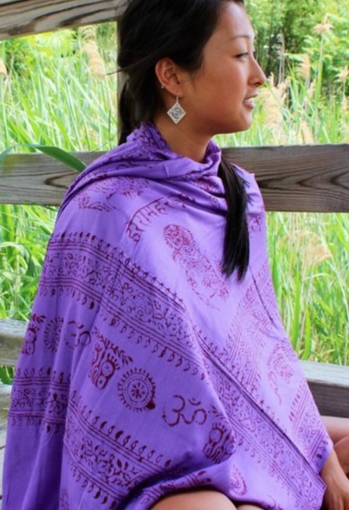 Aum lila meditationssjal