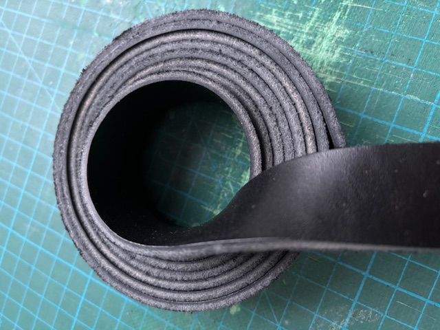 DIY - Läderrem svart 25 mm