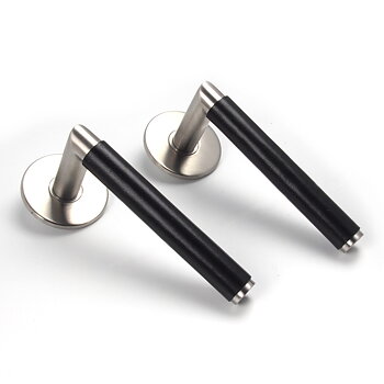 Dörrhandtag TUBE SKIN - Svart Läder/Rostfritt Stål