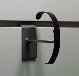 Klock/armbandshållare