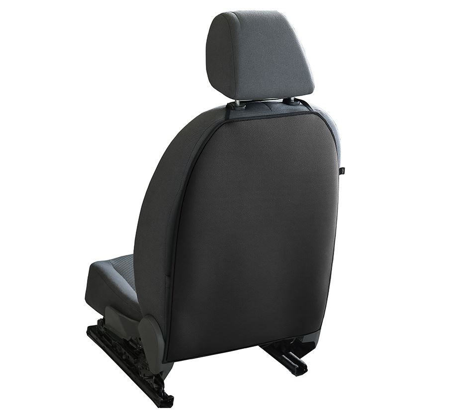 Sparkskydd bak på framstolar