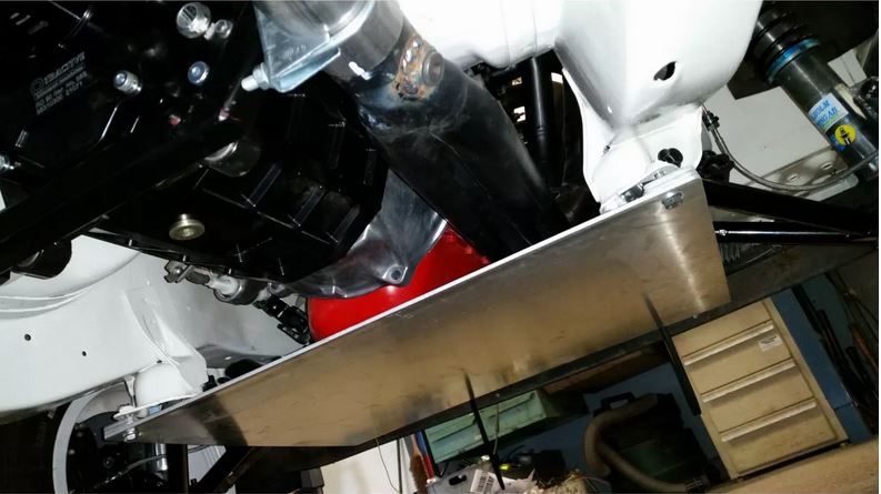 Hasplåt motor Volvo 740 och 940 - 4