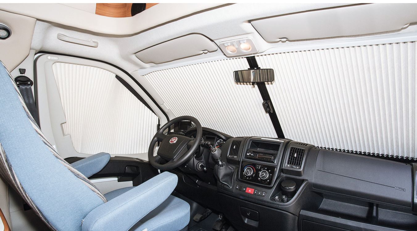 Invändig Mörkläggningsgardiner Gardin Remi front IV till Ducato serie 8 2021/08> även Boxer och Jumper . med liten sensorbox