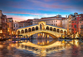 Rialto by Night 1000 Bitar Castorland