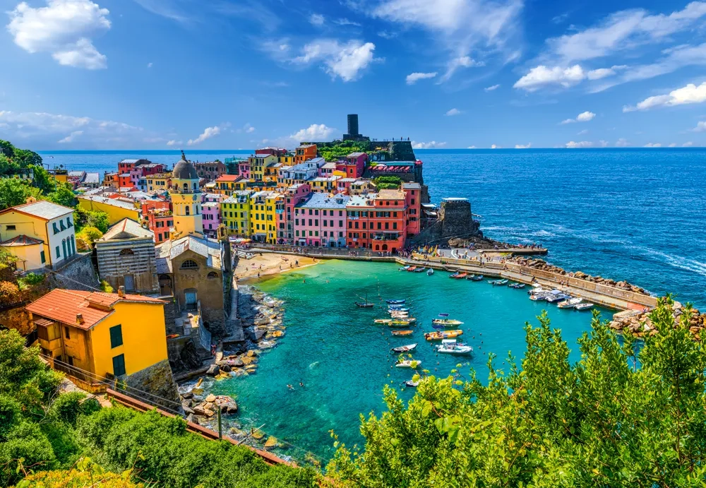 Vernazza, Italy, 1000 Bitar Castorland