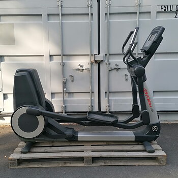 Life Fitness 95x Inspire Crosstrainer 