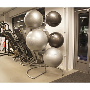 Gymbollshållare, Golvmodell för 9 gymbollar
