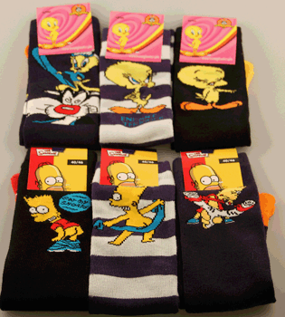 Tåstrumpa Simpson/Tweety storlek 40-46   -  4 par 150 kr
