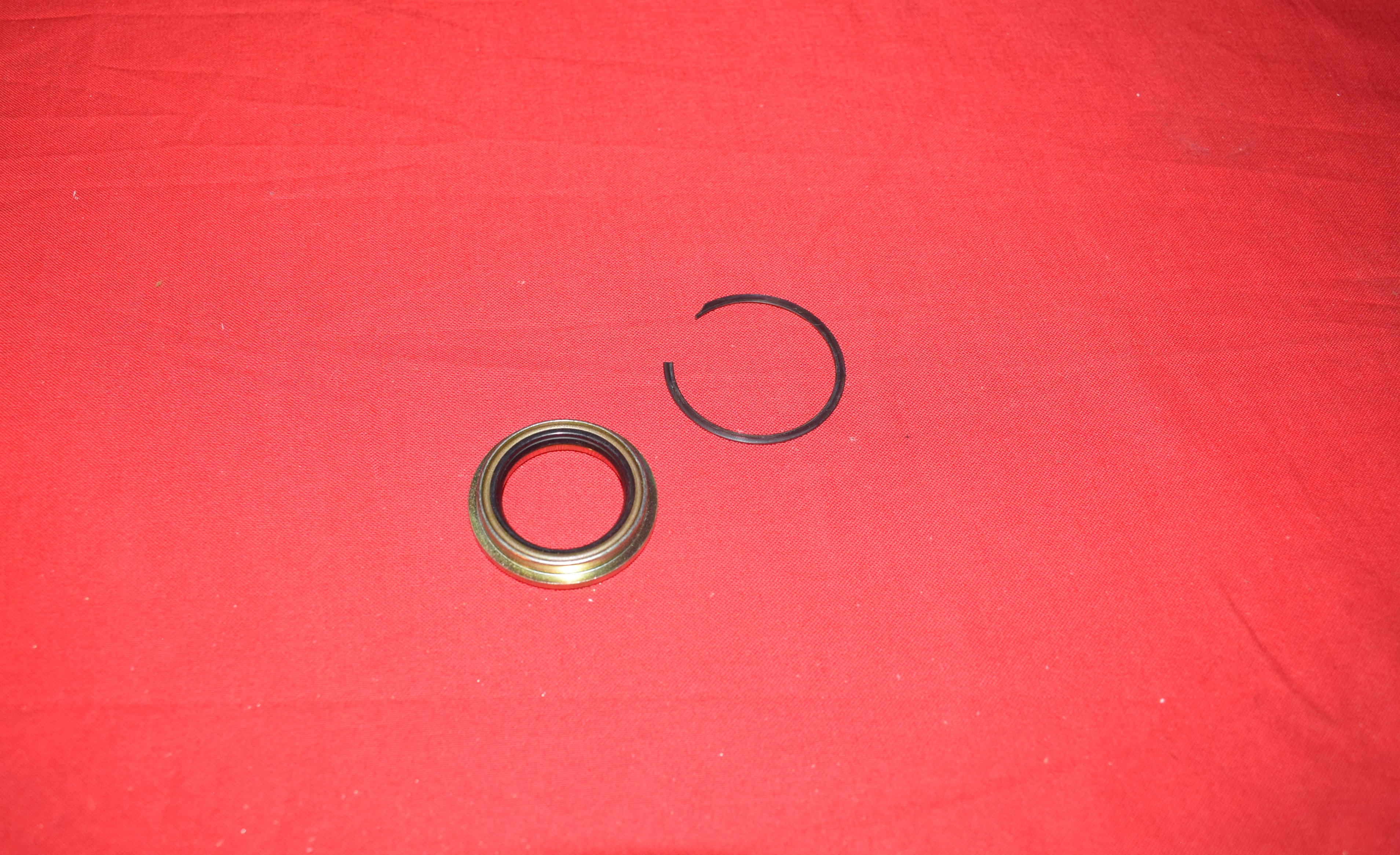 Sprocket Shaft Seal  Harley UL EL FL 1940-54