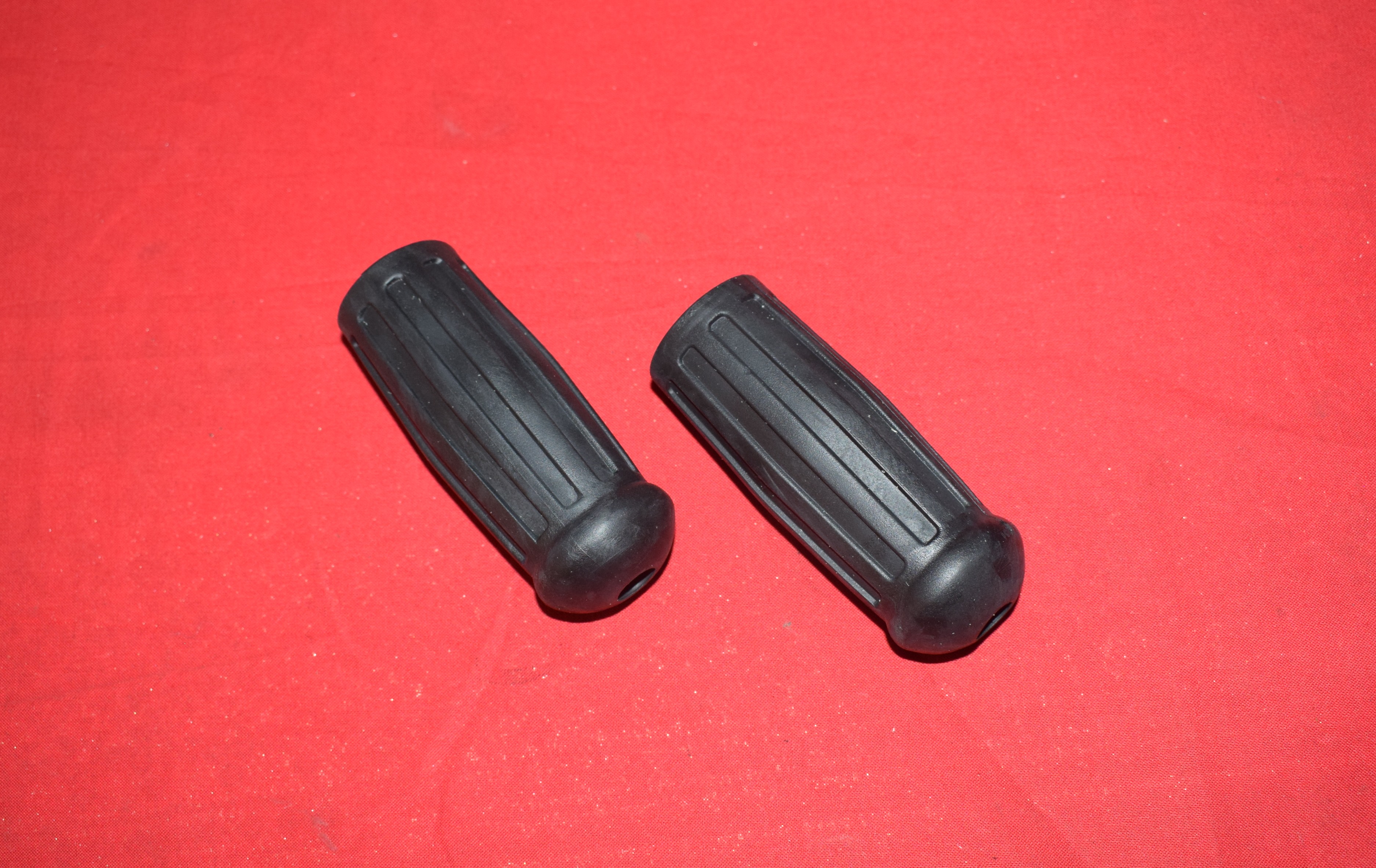 Grips Black Harley  All Models 1935-47