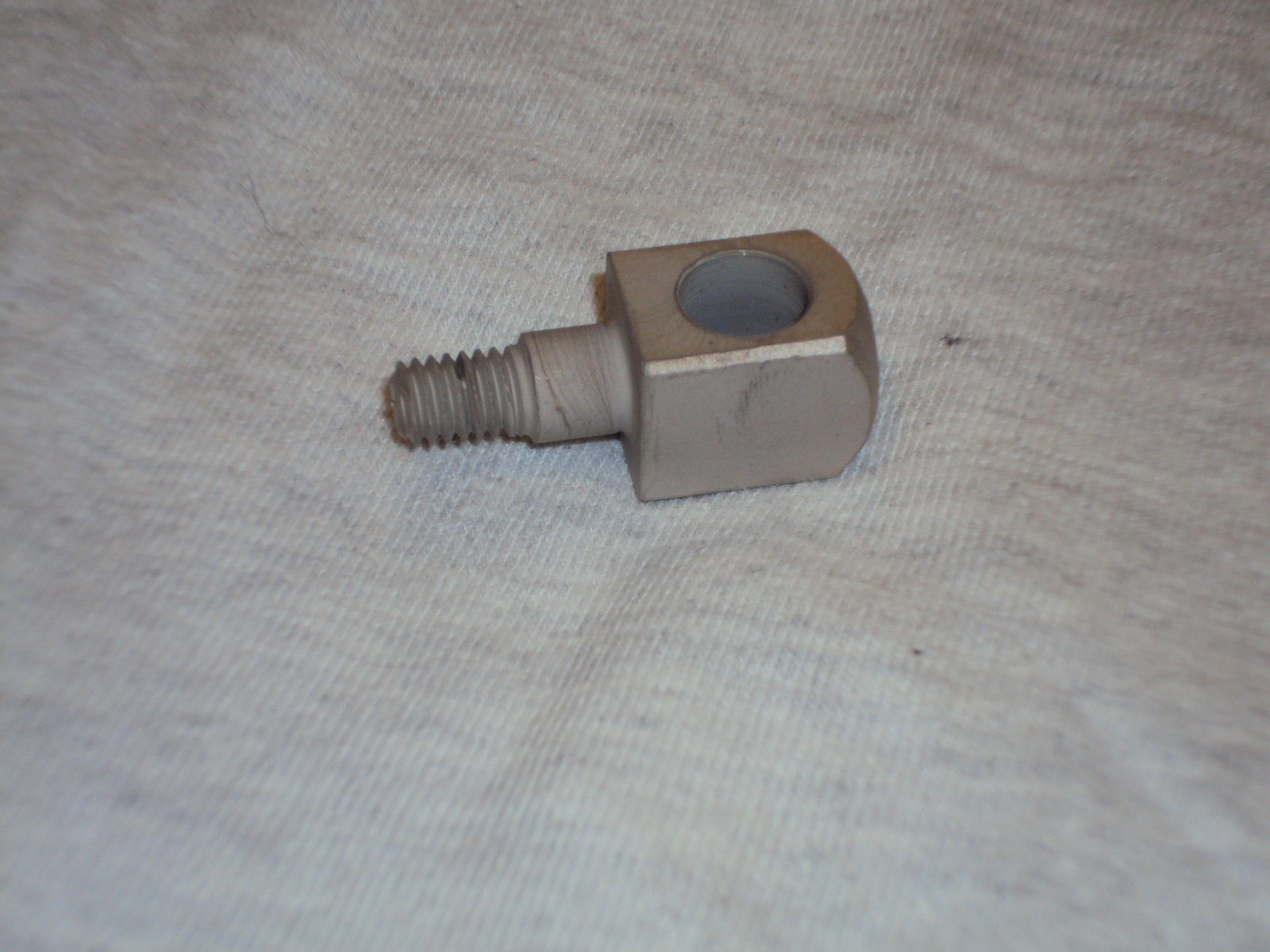 Eye Bolt Guide Harley J JD 1916-20. OEM part no: EK587