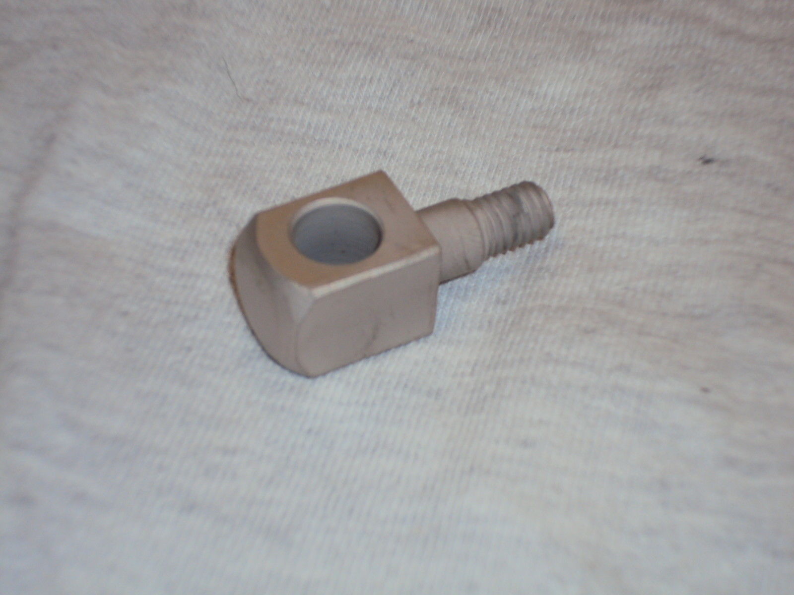 Eye Bolt Guide Harley J JD 1916-20. OEM part no: EK587