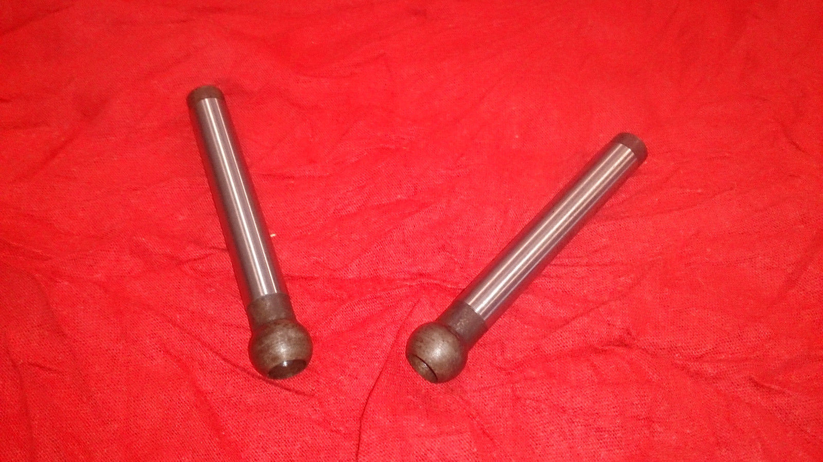 Intake Valve Tappets O:S: 1915-24
