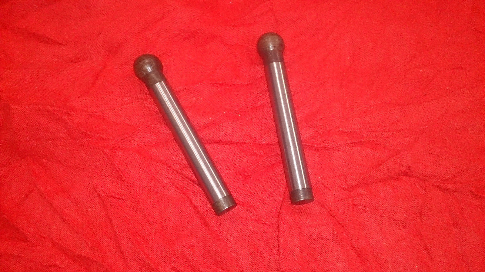 Intake Valve Tappets O:S: 1915-24