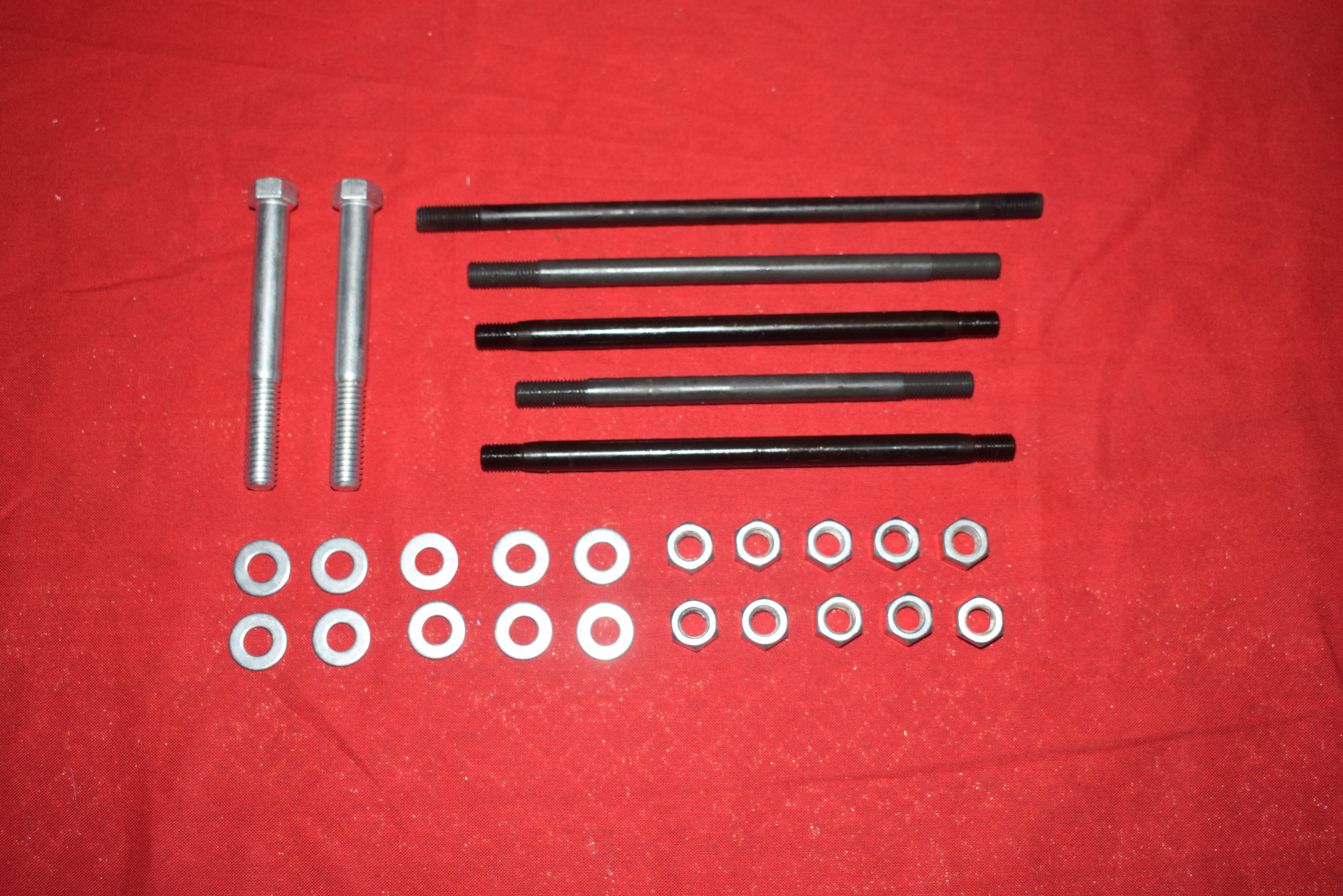 Engine case stud & bolt kit Harley BT 1936-48