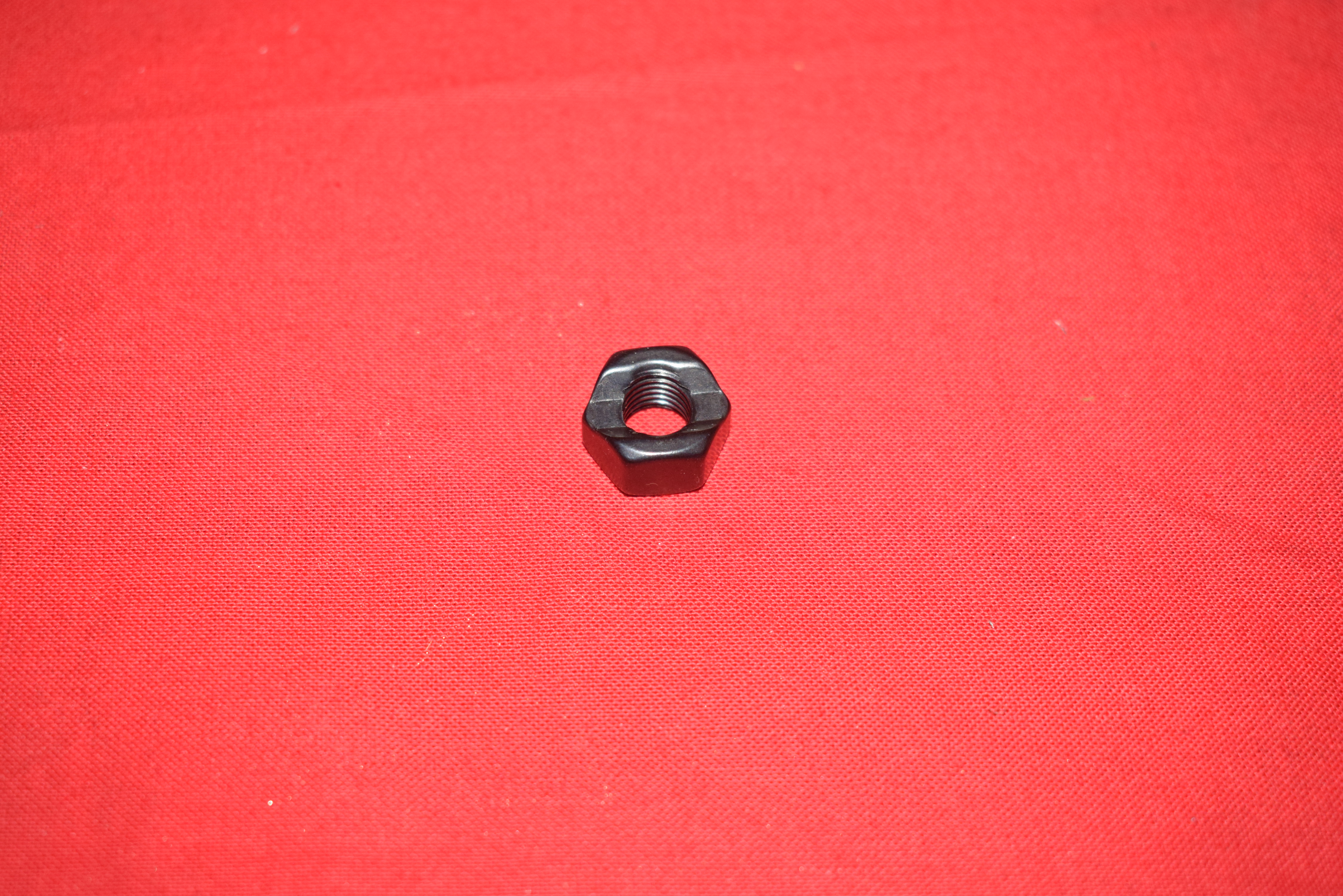 Clutch hub stud nut Harley 1941-E84