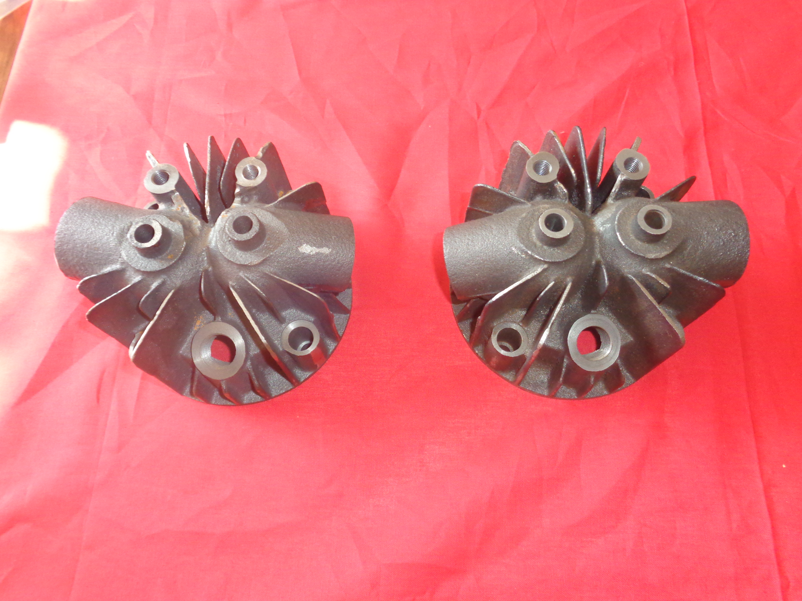 Cylinder Heads for Pope OHV twin - 3